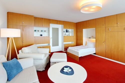 Haus Metropol, App. 261, Wohn-Schlafzimmer