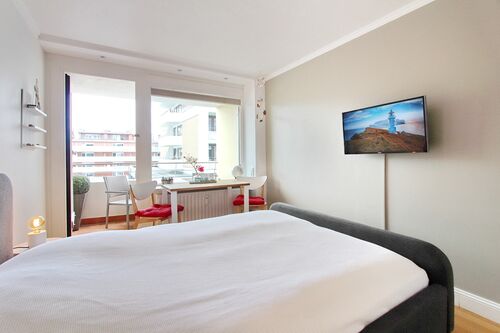 Haus Metropol, App. 35A, Wohn-Schlafzimmer